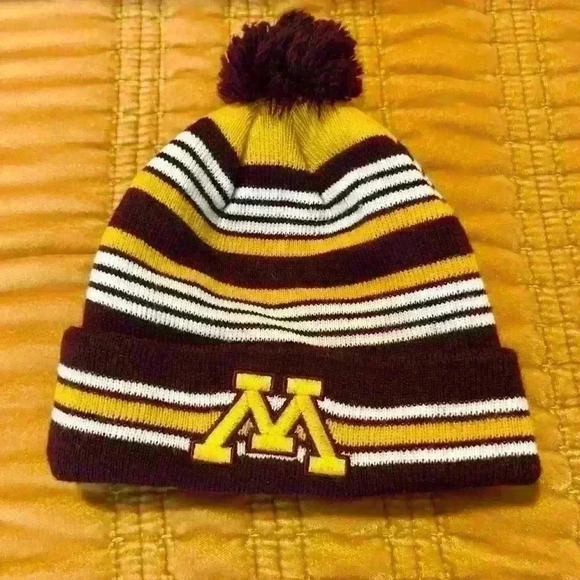 Youth University of Minnesota Beanie - Picture 1 of 2